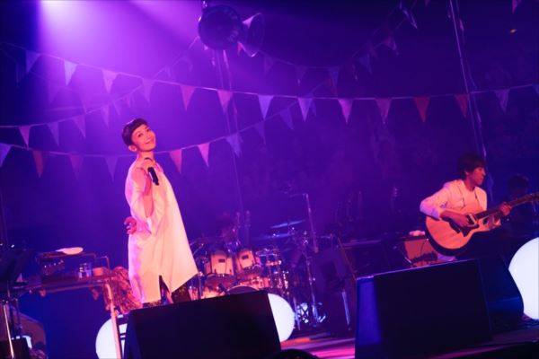 ELT、初のオーケストラ編成でデビュー20周年をファンと祝福〔3〕