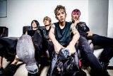ONE OK ROCK、1000人の10代とパフォーマンスコラボ