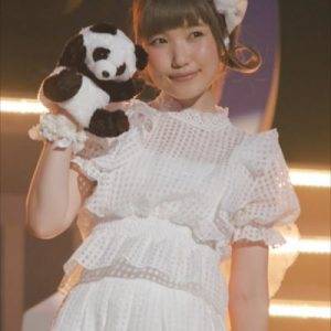 内田彩、豊かな色彩感と笑顔で満たした初の武道館ライブ