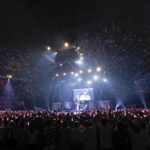 内田彩、豊かな色彩感と笑顔で満たした初の武道館ライブ