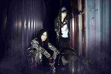 VAMPS、グラミーノミネート・プロデューサー迎えた新作リリース