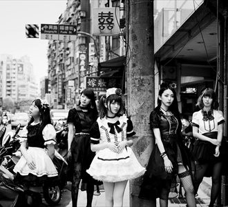 BAND-MAID、Zepp Divercity TOKYOで全国ツアーの追加公演決定