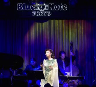 八代亜紀、46年に及ぶ歌手生活原点を垣間見せたジャズコンサート