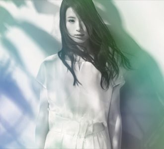 「コウノドリ」主題歌歌う謎多きシンガー、Uru　知られざる素顔