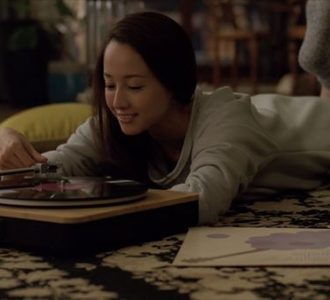 沢尻エリカ「レコード女子」に、キュートなダンスも披露