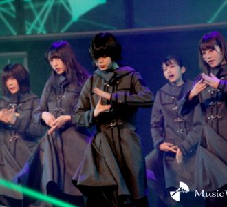 内村光良「夢を歌いましょう」念願の欅坂46とのダンス共演果たす