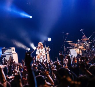 SCANDAL「衝動的なアルバムが出来た」リリース記念フリーライブ