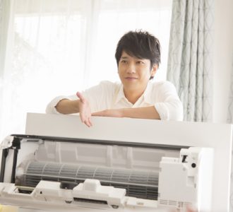 赤ちゃんに優しく接する嵐・二宮和也、赤ちゃん言葉にトライも　新CMで