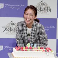 大島優子、１年ぶりイベントで笑顔　フラッシュを浴び「嬉しい、身がキュッとなった」