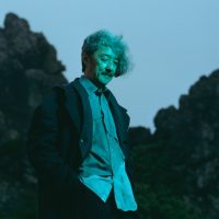 井上 鑑、ニューシングル「OSTINATISSIMA」のジャケ写を発表