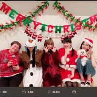 きゃりー、Perfumeと近藤春菜との豪華Xマスが話題　コスプレ姿が「可愛い」
