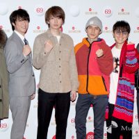 関ジャニ∞、今年の漢字は「色」　赤が抜け…「６人でやれることを」