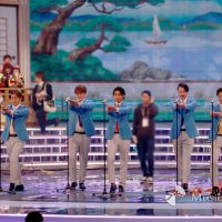 純烈、夢の舞台で堂々と　飛び交う黄色い声援：紅白