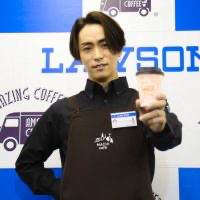 EXILE TETSUYA、自身がプロデュースするAMAZING COFFEEとLAWSONのMACHI cafeとコラボ