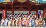 AKB48グループ44人が成人式、おぎゆか命名「平成の大トリ世代」が振袖姿