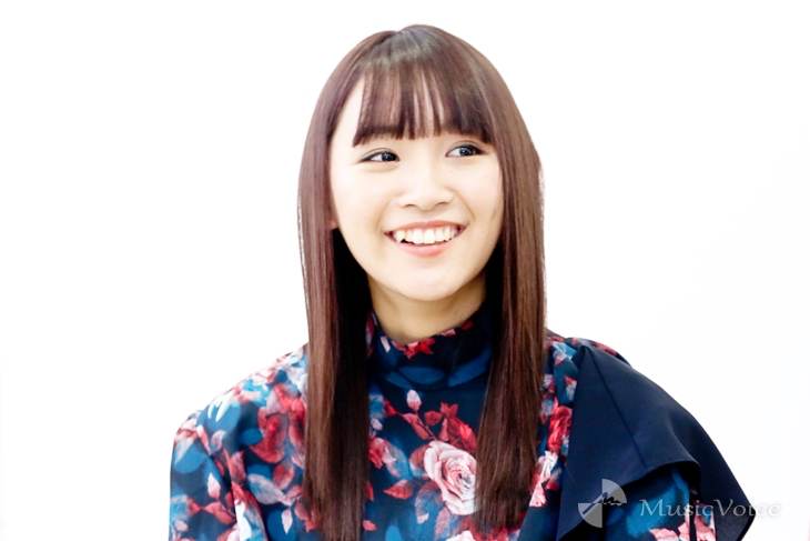 浅川梨奈