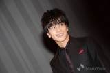 岩田剛典、引き締まった腹筋に「いいね！」21万件　ファン「やばい好き」