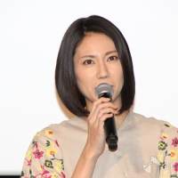 安田顕・倍賞美津子・松下奈緒「母を亡くした時、僕は遺骨を食べたいと思った。」公開舞台挨拶（写真７）
