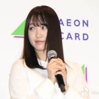 欅坂46菅井友香・土生瑞穂・小林由依「イオンカードキャラクター就任」（写真8）
