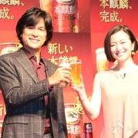 江口洋介・鈴木京香、新しい「本麒麟」CM発表会（写真１）