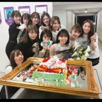 生田絵梨花、西野七瀬、白石麻衣、秋元真夏ら記念ショット（写真１）