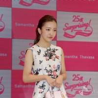 板野友美「サマンサタバサ 25周年記念スタート発表会」（写真４）