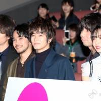 フレデリック「パラレル―」舞台挨拶、MV出演の高橋ひかる絶賛「強い魅力」