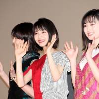 浜辺美波「豹変ぶりが怖いと…」福原遥「皆狂ってたね」周囲の反応に手応え