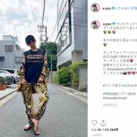 住宅街に浜崎あゆみ「世田谷参上」、私服が「かっこいい」と話題