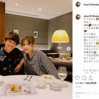 仲里依紗「いつもお仕事にお父さんにお疲れ様」中尾明慶との夫婦仲が話題