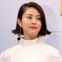 高畑充希、“ショートウルフ”ヘア姿が「菅田将暉みたい」と話題に