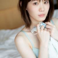欅坂46小池美波、1stソロ写真集ランジェリーカット解禁　恥じらいの表情
