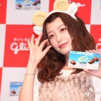 宇垣美里、ひつじをイメージした姿でPR（写真10枚）