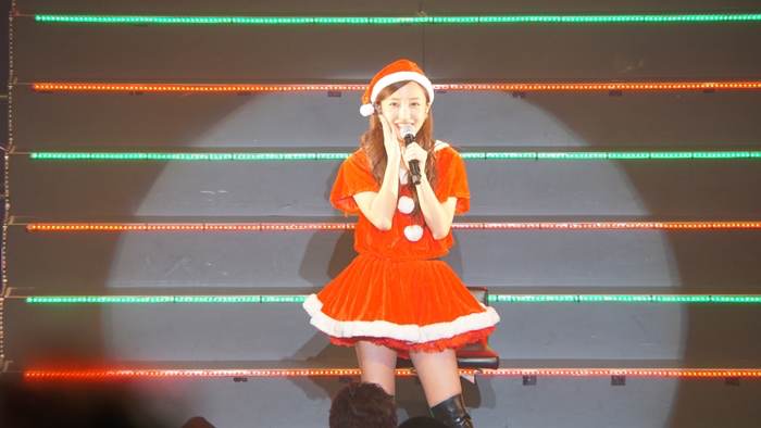 板野友美