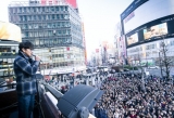 木村拓哉「皆さんに本当に感謝」新宿ペペ広場バルコニーにサプライズ登場