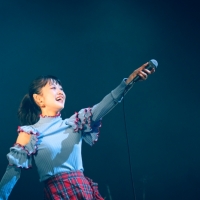 楠木ともり『Kusunoki Tomori coming-of-age「WRAPPED///LIVE廿」』レポート