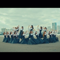日向坂46、高い難易度のステップに「その方が燃える」4thシングルMV公開