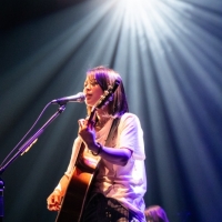 片平里菜「brand new album『一年中』発売記念リリースパーティ 冬の魔法」レポート
