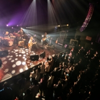 片平里菜「brand new album『一年中』発売記念リリースパーティ 冬の魔法」レポート