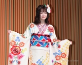 SKE48江籠裕奈、「大好きな先輩」高柳明音のネイルで成人式