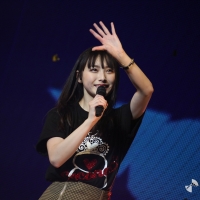 梅山恋和、ソロコン