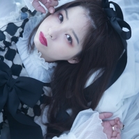 春奈るな、自身初のフォトブック