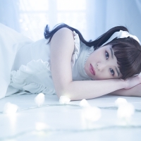 春奈るな、自身初のフォトブック