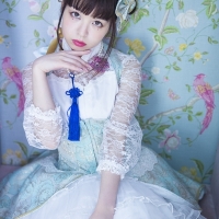 春奈るな、自身初のフォトブック