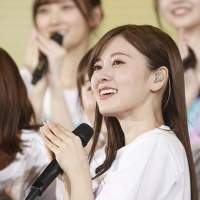 乃木坂46白石麻衣が初の作詞、卒業シングル「しあわせの保護色」に収録