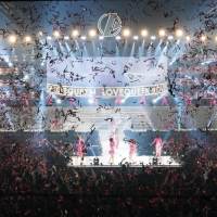 E-girls、ラストツアー開幕