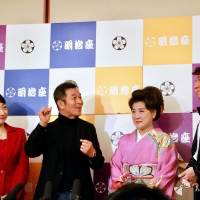 川中美幸「おもちゃ箱をひっくり返したような舞台を」10回目座長公演への意気込み
