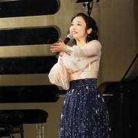 西田あい『アイランド・ソングス～私の好きな 愛の唄～」リリース記念パーティ』レポート