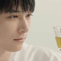 吉沢亮・満島ひかり「キリン 生茶」新CM