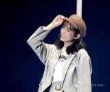 日向坂46佐々木久美、ミニスカートでキュートに　弾ける笑顔も